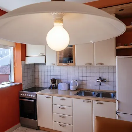 Marina Bay Apartment