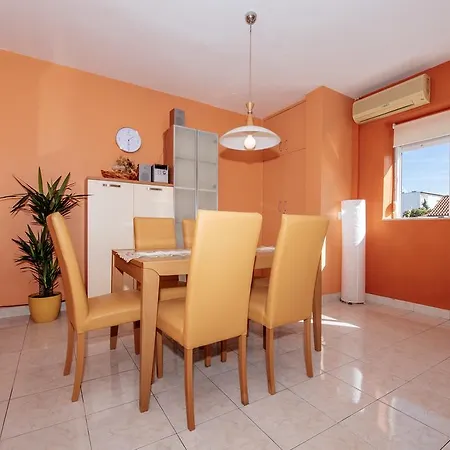 Marina Bay Apartment * Zadar