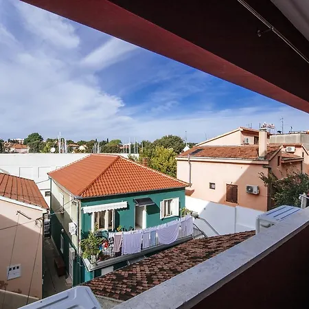 Marina Bay Apartment Apartment