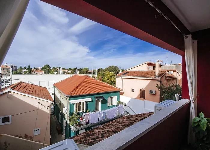 Marina Bay 아파트