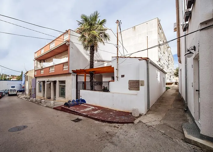 아파트 Marina Bay 자다르